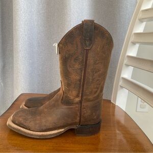 Cody James Boys Nash Distressed Square Toe Cowboy Boots sz 2